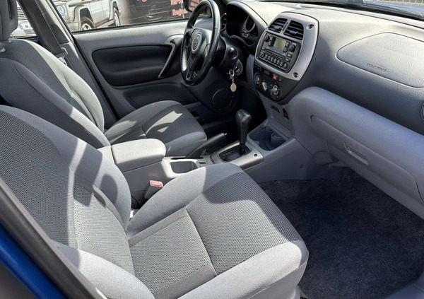 Toyota RAV4 cena 24900 przebieg: 201000, rok produkcji 2003 z Puszczykowo małe 92